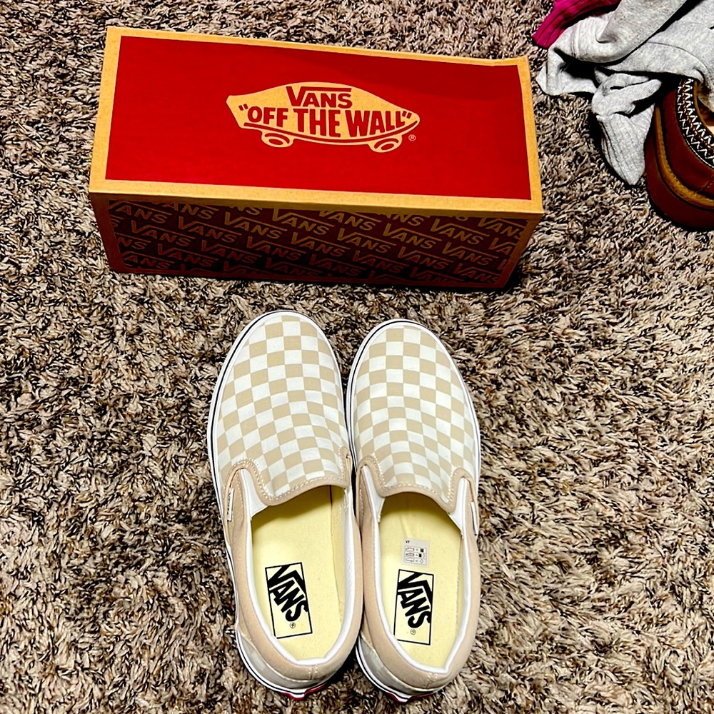 Checkered vans in French oak (9)